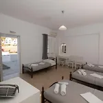 Prasini Gonia Platis Gialos (Sifnos)