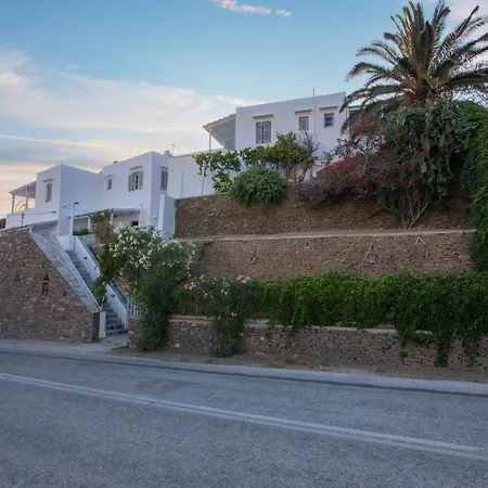 Prasini Gonia Platis Gialos (Sifnos)
