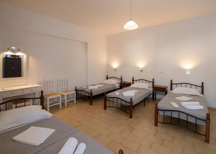 Prasini Gonia Platis Gialos (Sifnos)