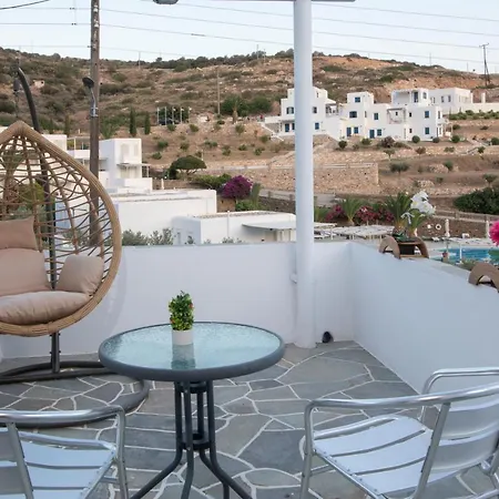 Prasini Gonia Platis Gialos (Sifnos)