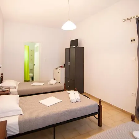 Prasini Gonia Platis Gialos (Sifnos)