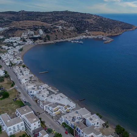Prasini Gonia Platis Gialos (Sifnos)