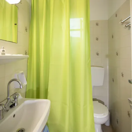 Bed and breakfast Prasini Gonia 3*