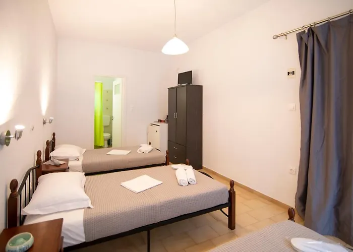 Prasini Gonia Platis Gialos (Sifnos)